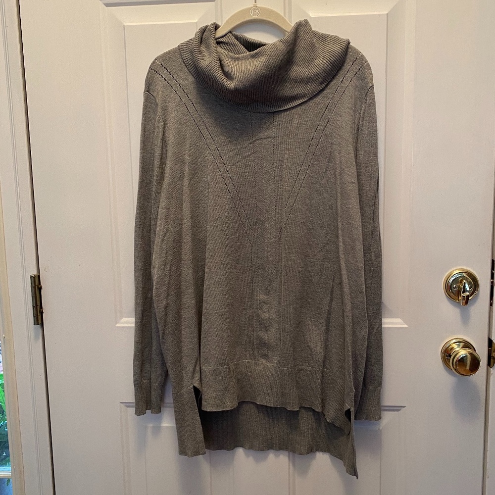 Grey lightweight top